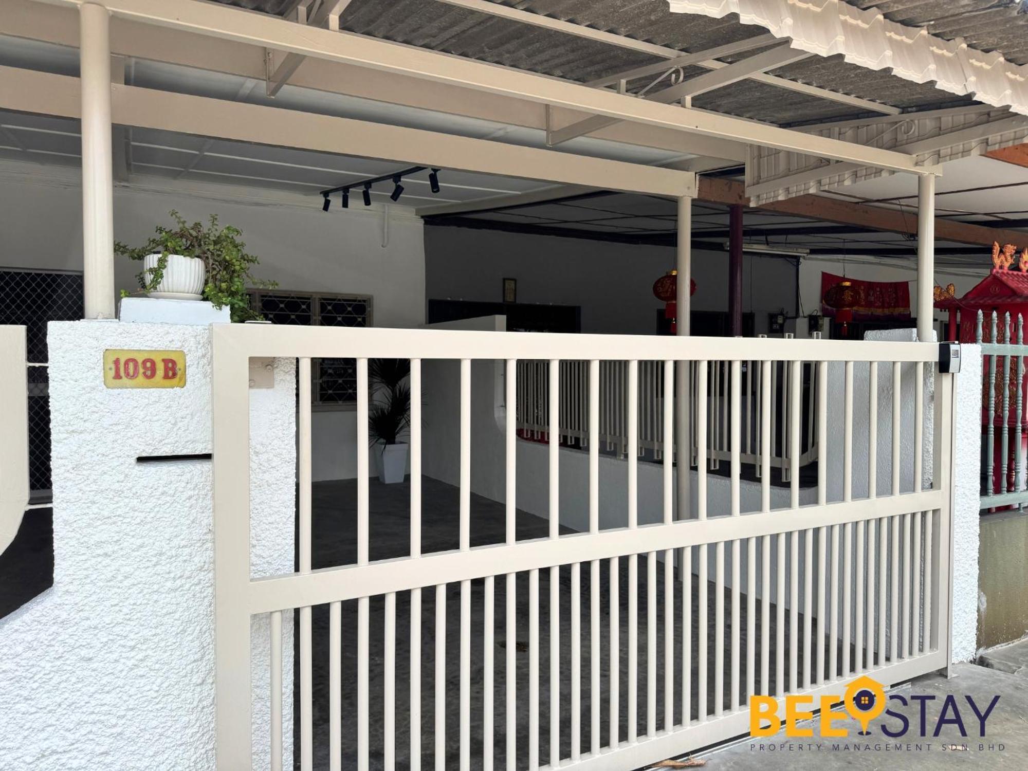 Jenjarum Jenjarom Modern Homestay מראה חיצוני תמונה